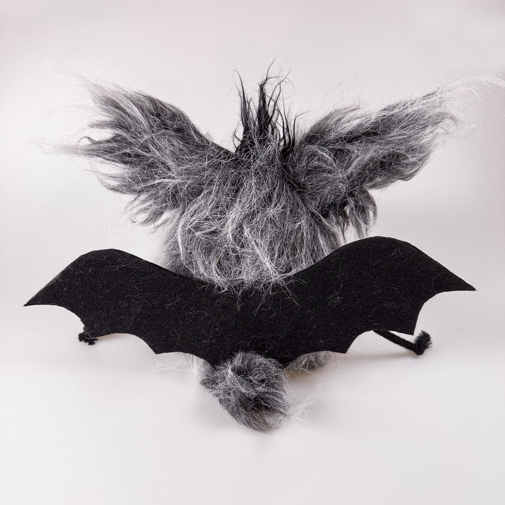 Fledermaus „Igor von Flatterstein“