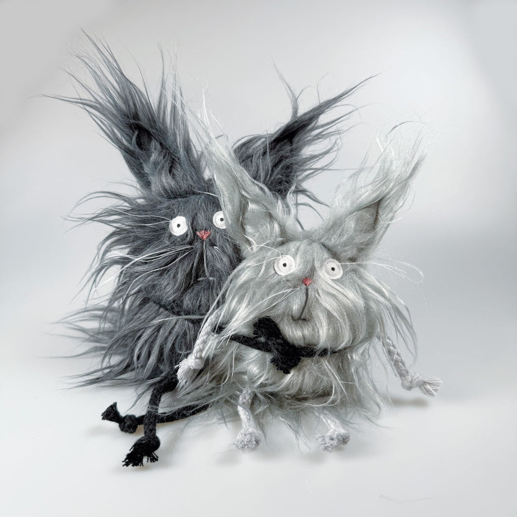 Kater-Papa mit Katzen-Kind