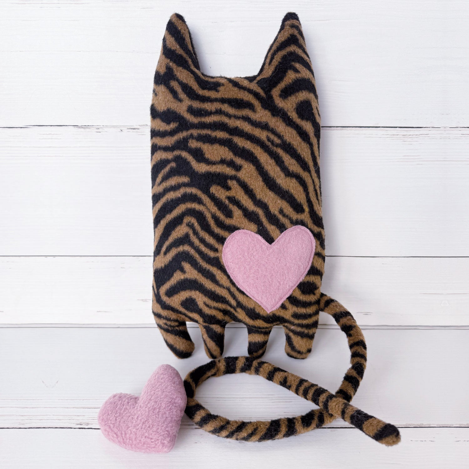 Cat cushion “Freda”
