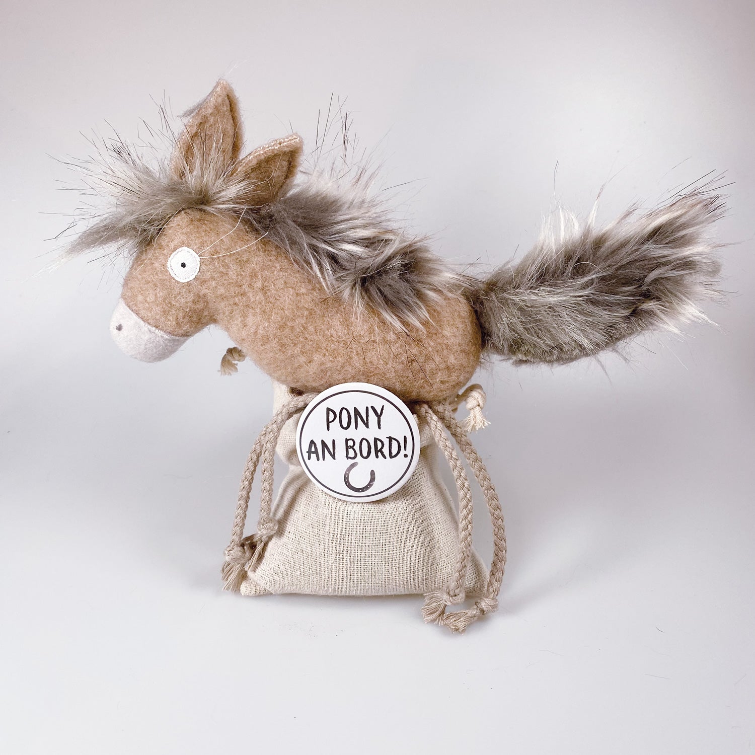 Cuddly toy pony in a bag “Bosse”
