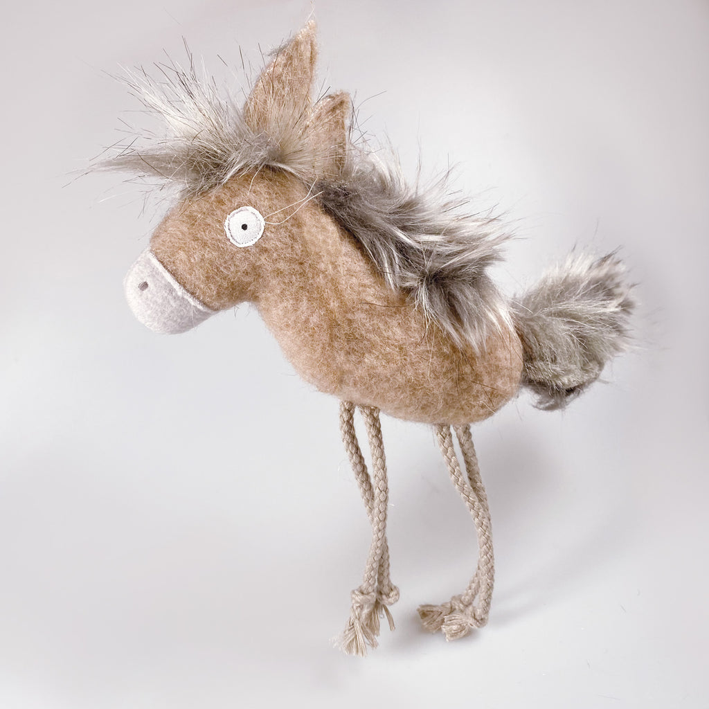 Cuddly toy pony in a bag “Bosse”