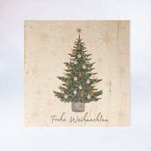 Laden Sie das Bild in den Galerie-Viewer, Holzpostkarte “Weihnachtsbaum, Frohe Weihnachten“