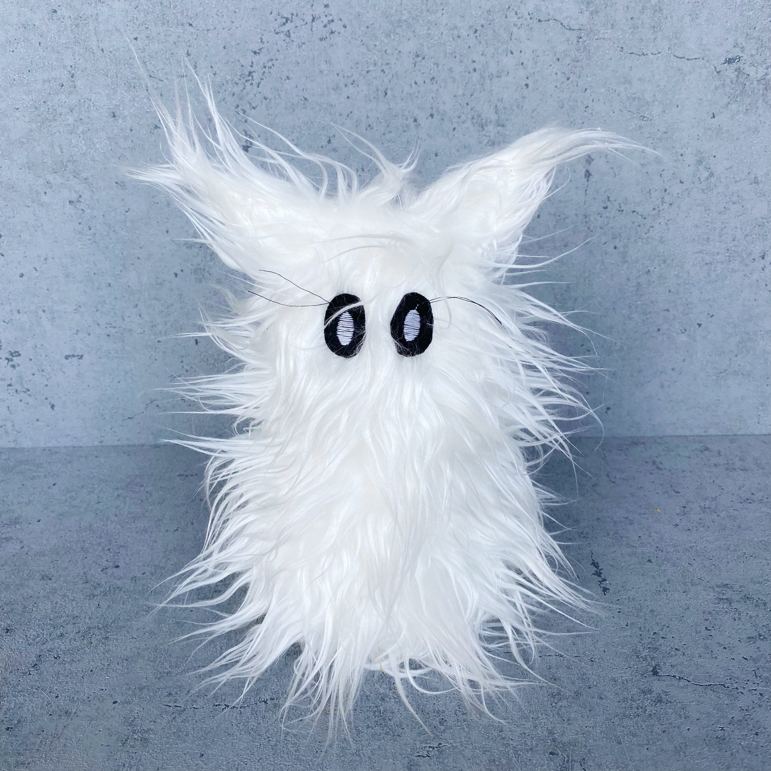 Soft toy ghost cat “Gismo”