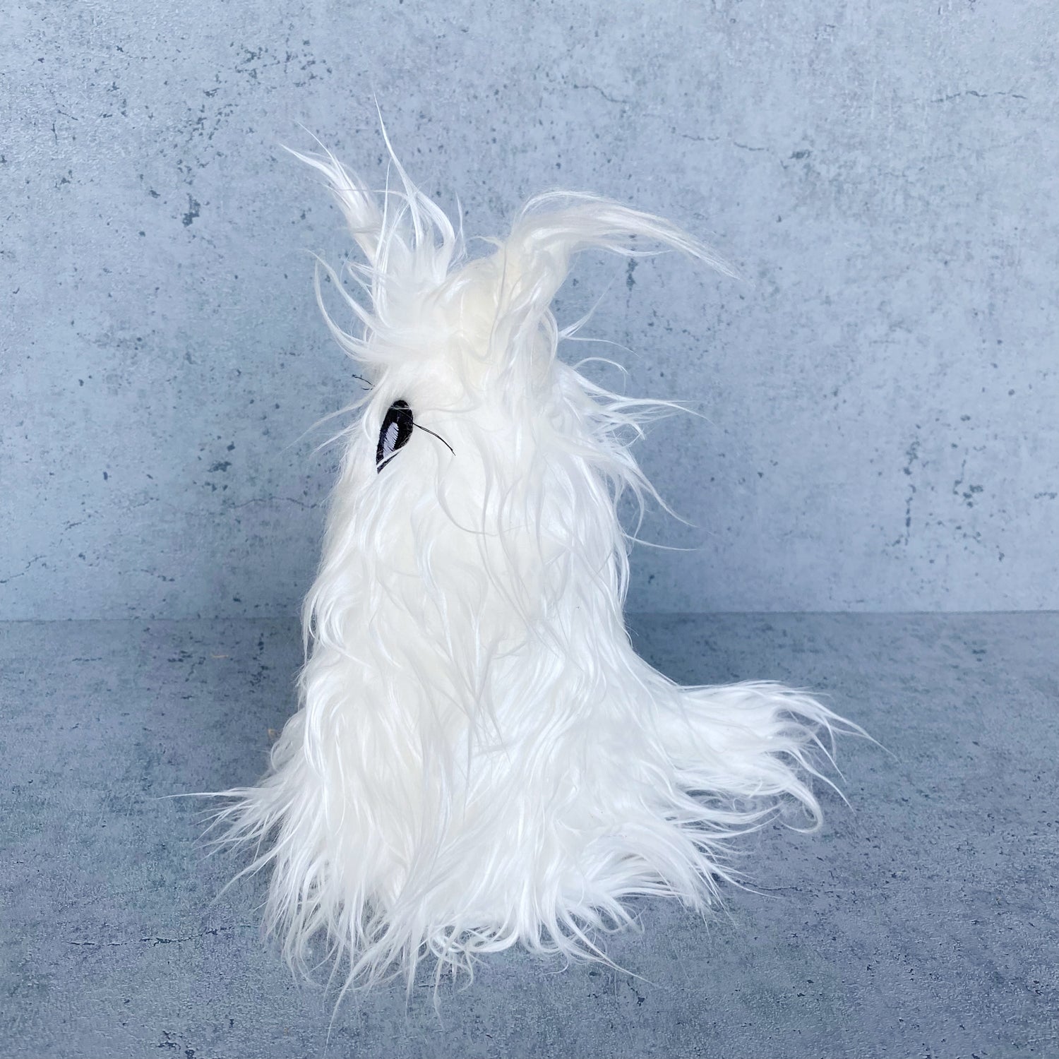 Soft toy ghost cat “Gismo”