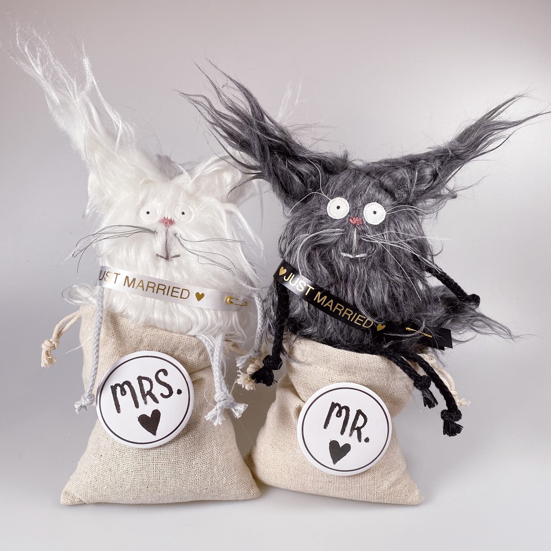 Cuddly toys cat couple in a bag "Cleo" &amp; "Fred"