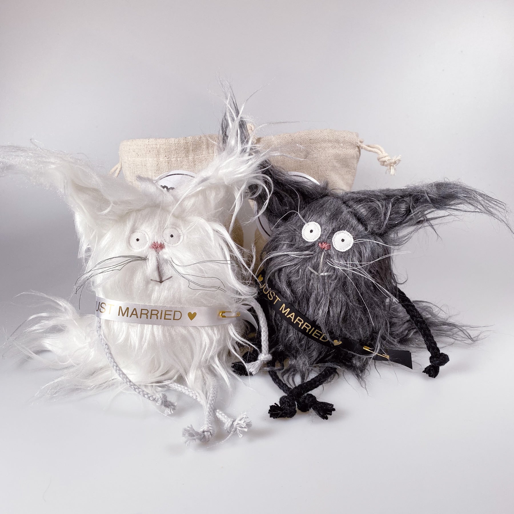 Cuddly toys cat couple in a bag "Cleo" &amp; "Fred"