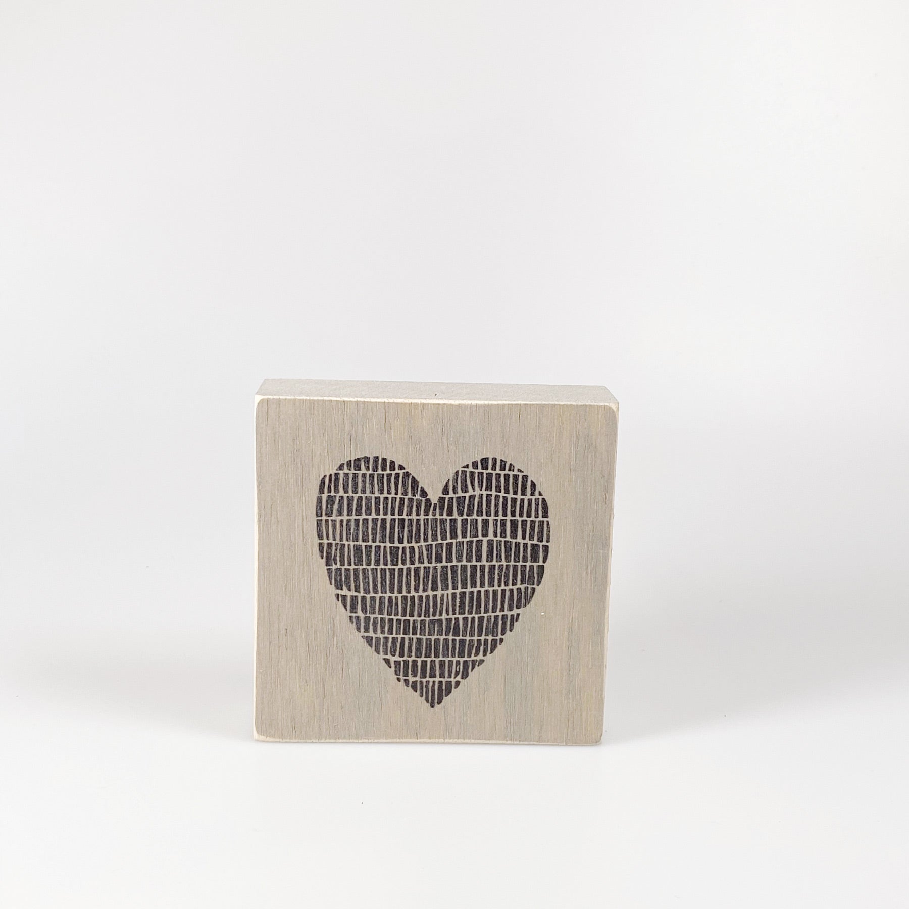 Kleines Holzbild "Herz" braun/grau