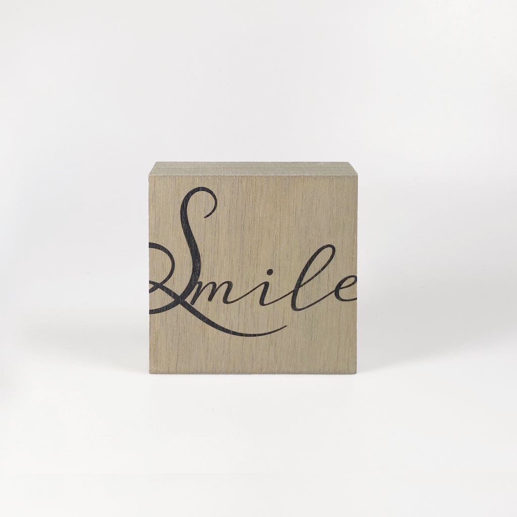 Kleines Holzbild "Smile“ braun