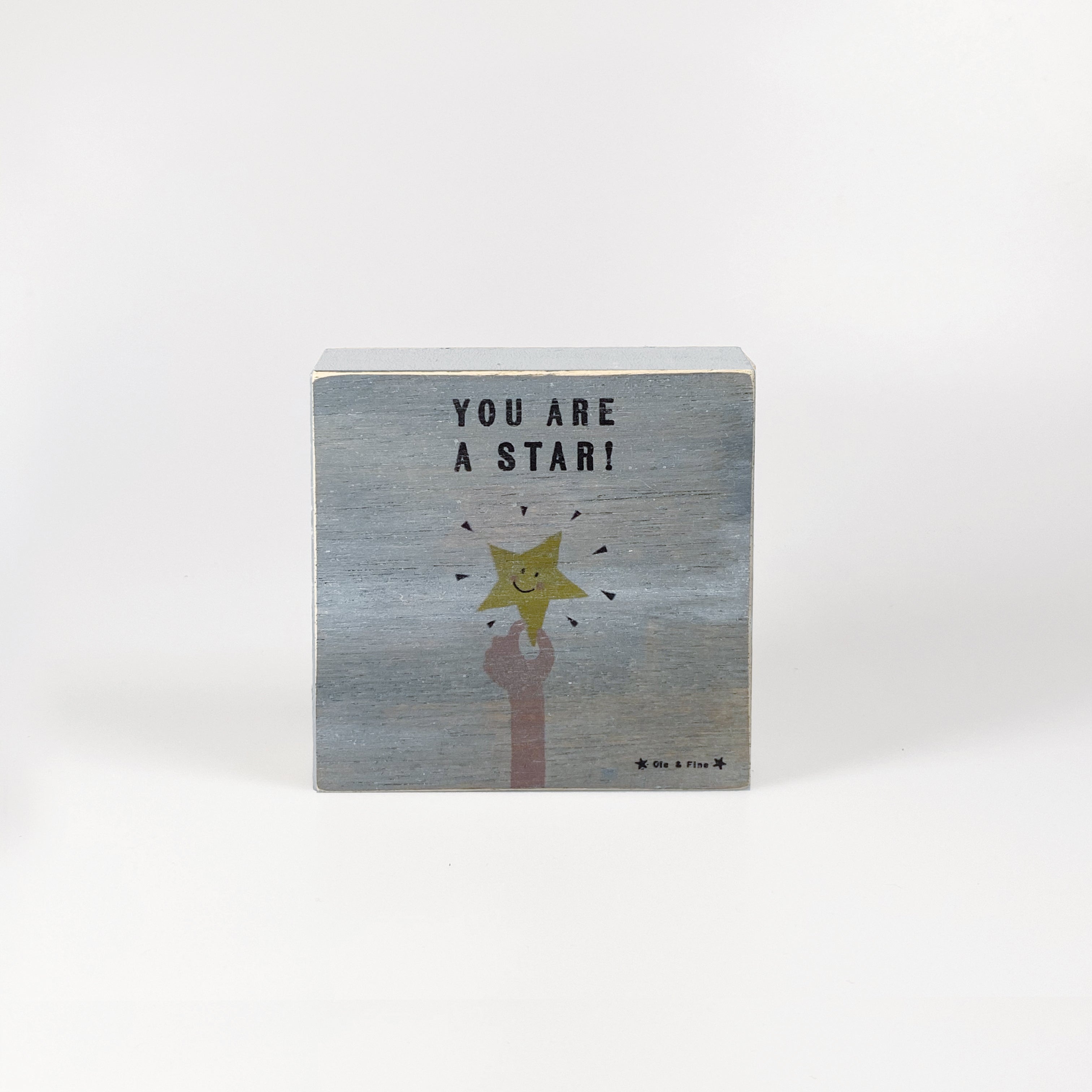 Kleines Holzbild "You are a star“ grau