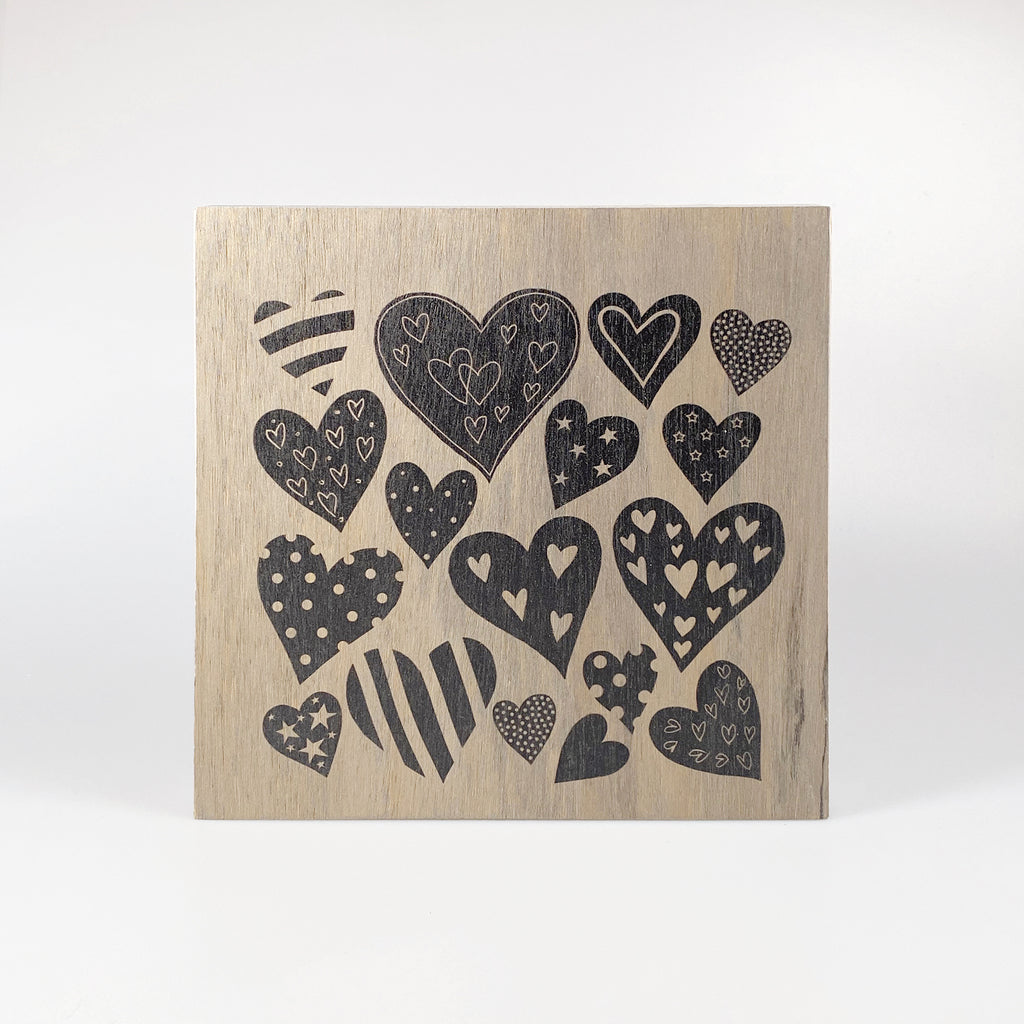 Großes Holzbild "Hearts" braun