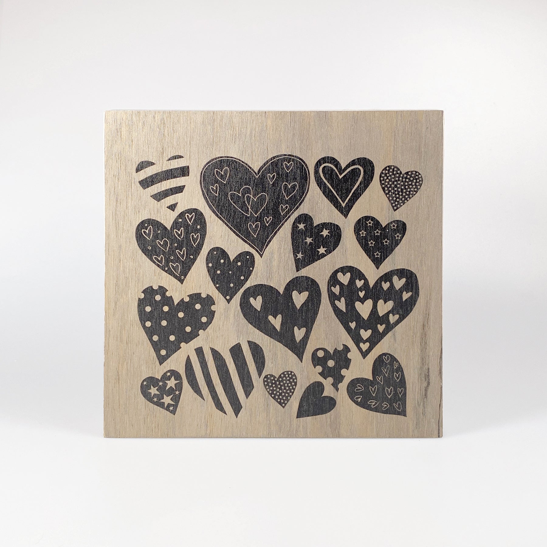 Großes Holzbild "Hearts" braun
