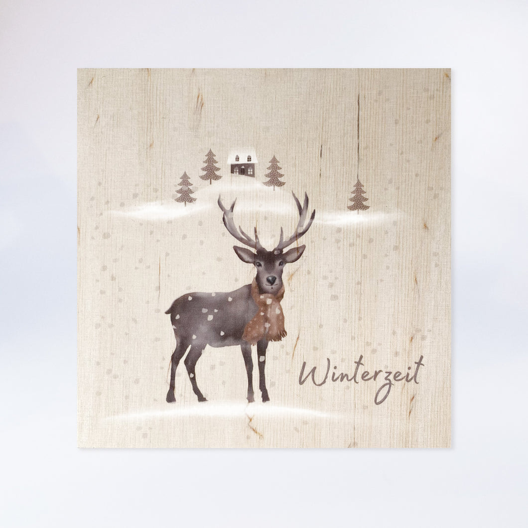 Holzpostkarte “Winterhirsch mit Haus“